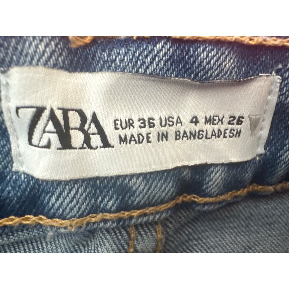 2/$30 ZARA Size 4 Light Blue High-Waisted Distressed Denim Shorts - Picture 3 of 11